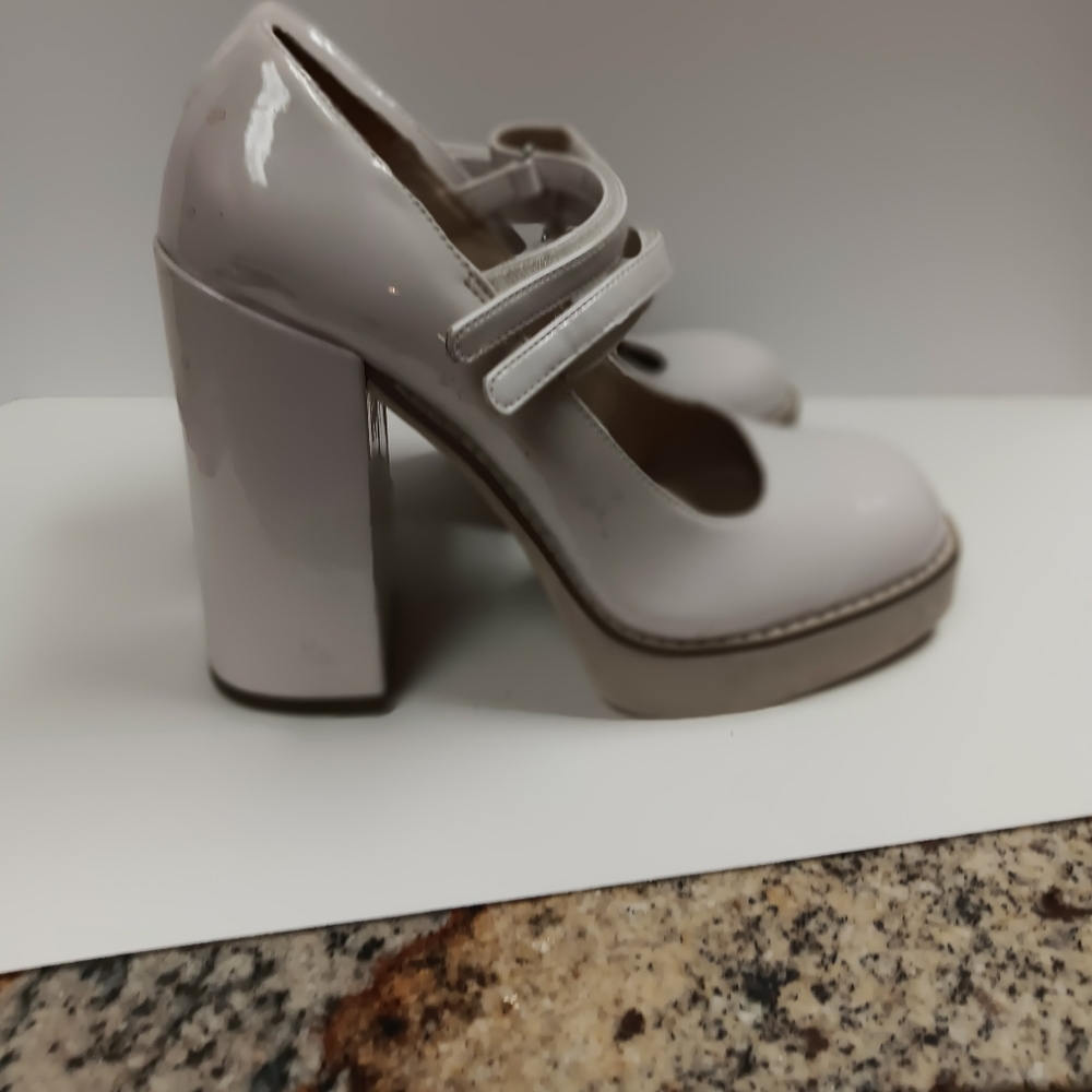 Steve Madden Twice Bone Patent Platform Mary Jane Pumps